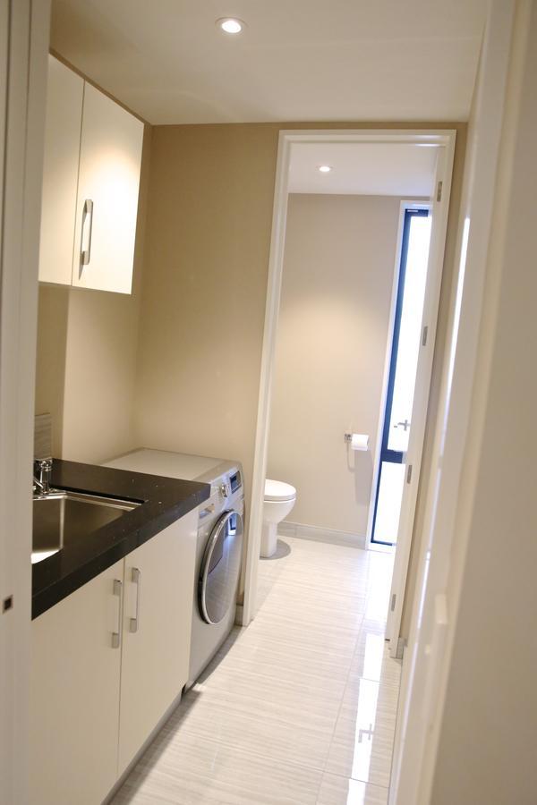 Golden Sun Apartment -Two Bedrooms, Three Bedrooms 基督城 外观 照片