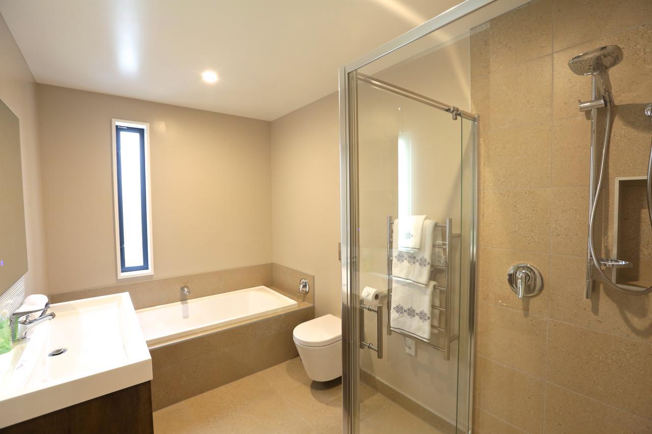 Golden Sun Apartment -Two Bedrooms, Three Bedrooms 基督城 外观 照片